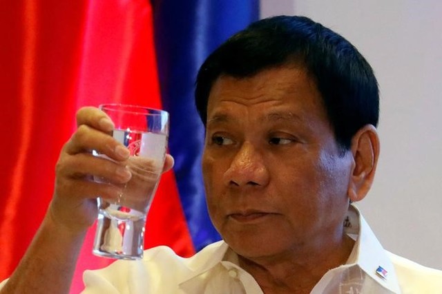 rodrigo duterte s opponents turn historic event into protest march