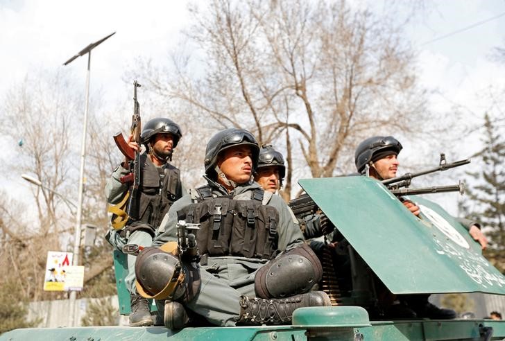kabul  30 killed in attack on military hospital