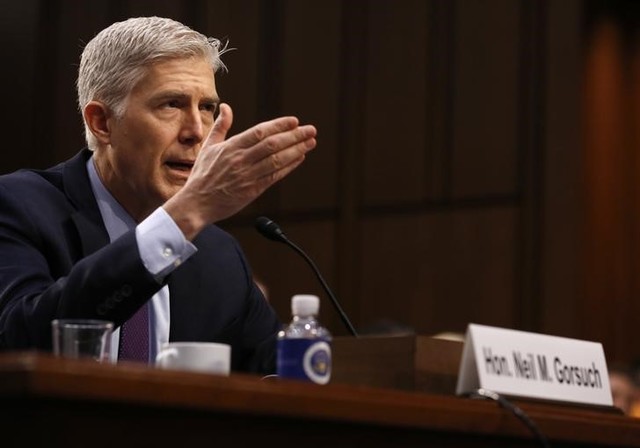 trump s supreme court nominee neil gorsuch vows to be independent