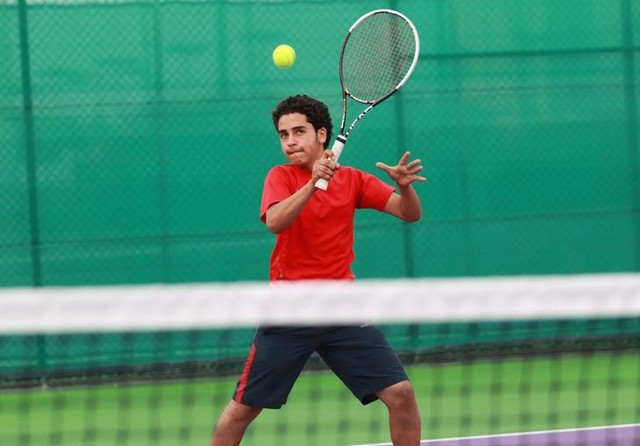 yemeni tennis hopeful crosses war zone to compete