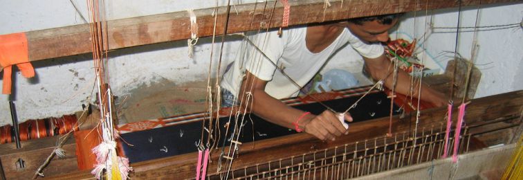  babu  write that the weavers of gorakhpur have been destroyed 