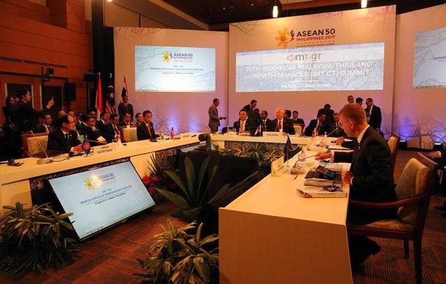 asean takes a softer stance on china over south china sea