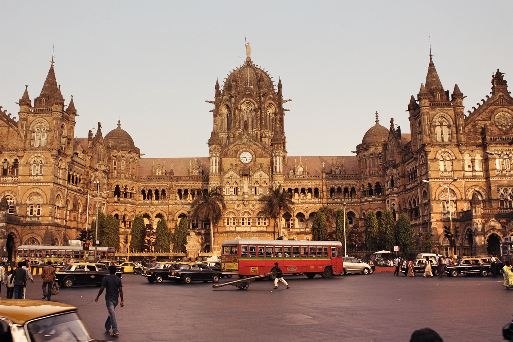 a sentimental visit to mumbai to see her great grandfather s magnificent buildings