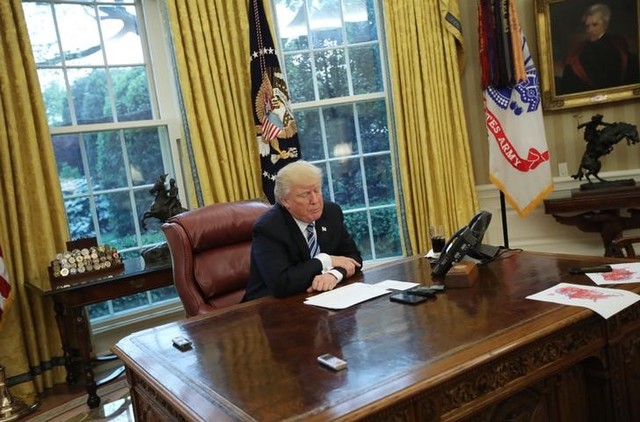 trump downplays severity of potential government shutdown