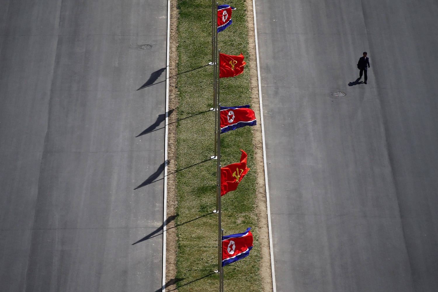 us sanctions to possibly target north korea oil imports  airline  sources