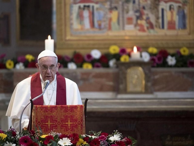 pope likens migrant holding centres to concentration camps