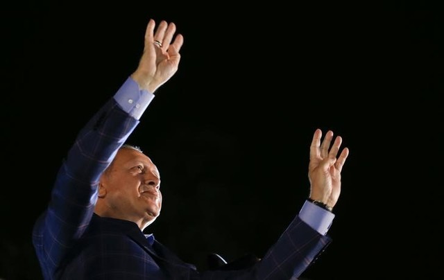 turkey votes yes to give erdogan sweeping powers