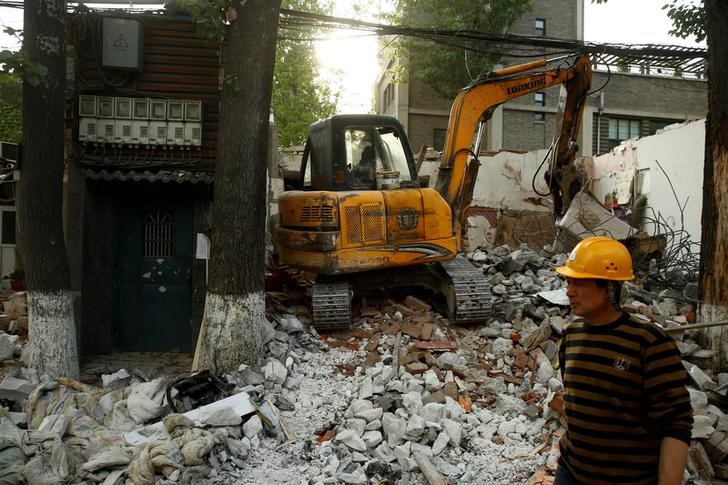 beijing s move to sanitise ancient hutongs threatens migrant workers