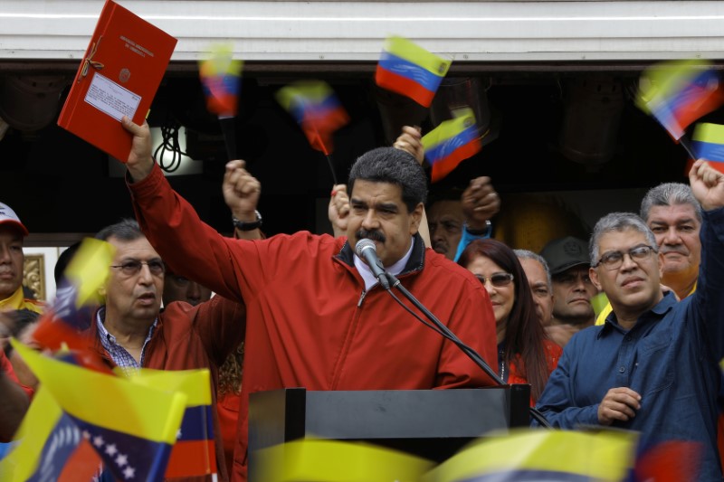 venezuela  amid mounting unrest  president maduro pushes plans to rewrite charter