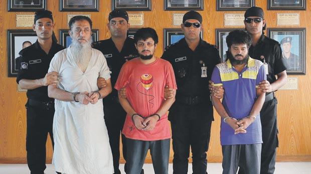 bangladesh arrests suspected it head of militant group accused of several killings