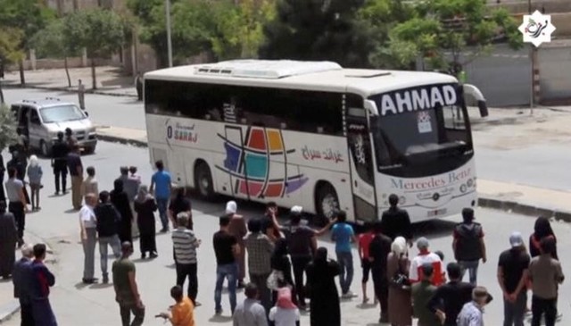 last 1 000 insurgents evacuate damascus suburb under government deal