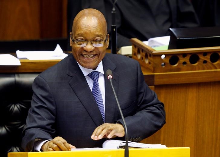 south african leaked emails heap more pressure on zuma