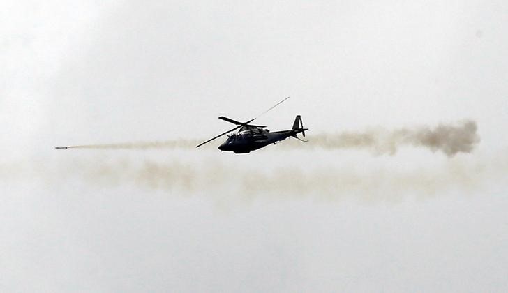 philippines air strike on islamist rebels misses target  kills ten government troops