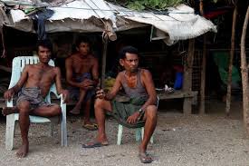 myanmar muslims struggle to eat after camp closures