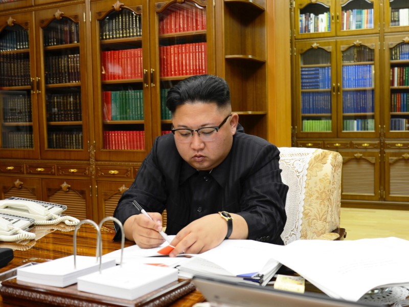 us urges myanmar to end military ties with north korea