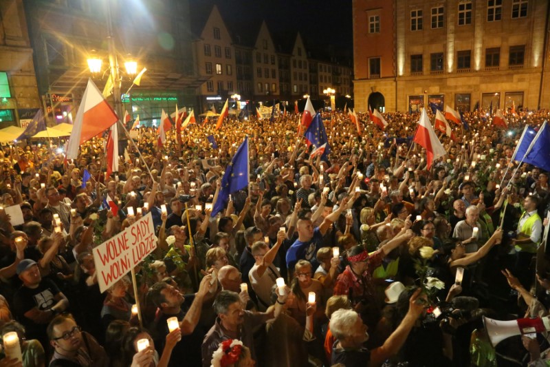 defying protests and eu  polish senate backs supreme court overhaul
