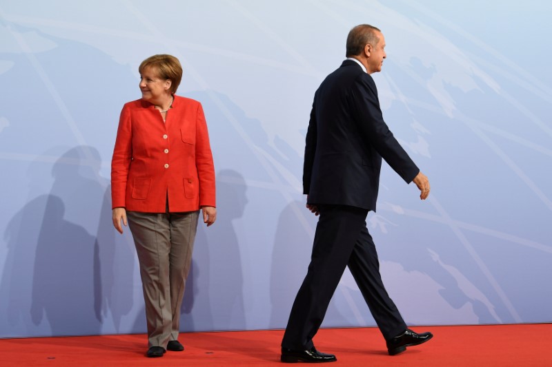 nato offers to mediate turkey germany stand off