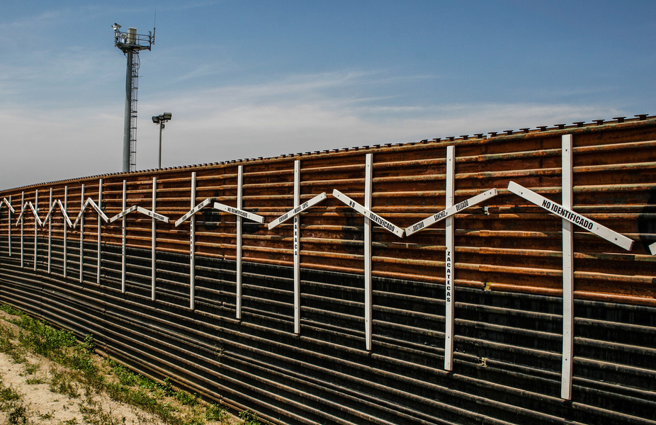 border walls aren t fixing anything – but the world is building them anyway