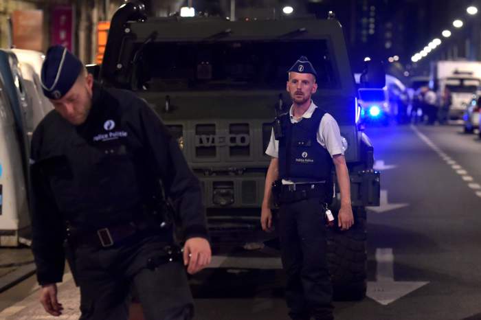 belgian soldiers kill somali origin knife attacker in brussels