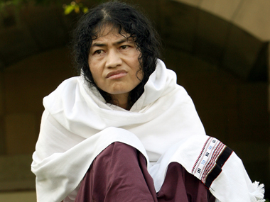 irom sharmila marries desmond coutinho in kodaikanal