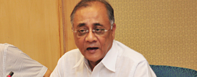 modi government is bulldozing tribal rights  former union minister