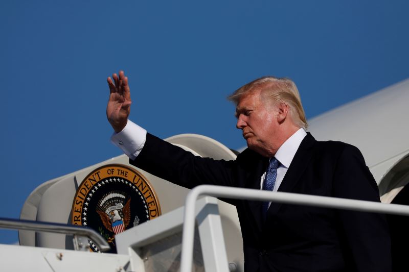 trump travel ban on more solid ground as top court cancels hearing