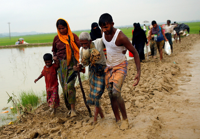 nearly 90 000 rohingya escape myanmar as humanitarian crisis looms