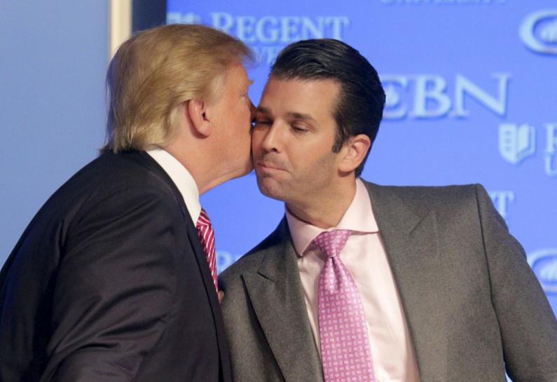 donald trump jr  met russian lawyer for damaging information on clinton