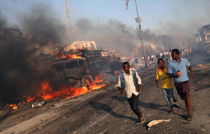 death toll from twin bomb blasts in somalia rises to 85