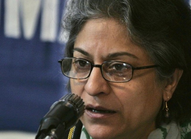 Asma Jahangir speaks during a news conference in Islamabad January 25, 2007. Credit: Reuters