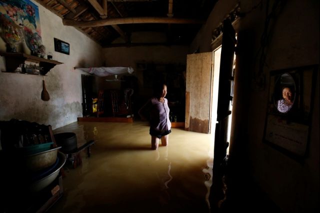 after floods kill 72  vietnam braces for typhoon khanun