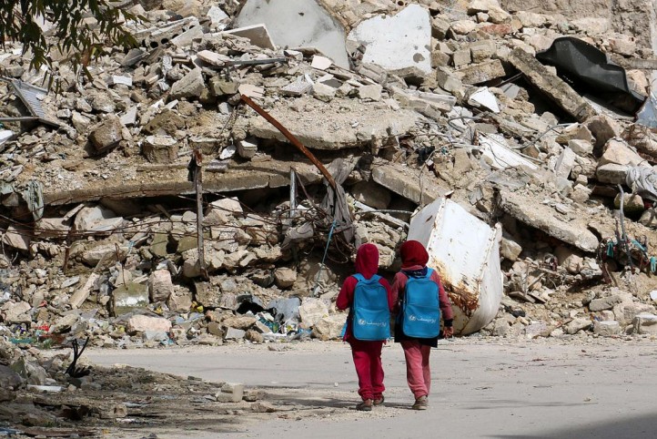 Two schoolgirls in Syria. Credit: Flickr, CC BY-NC-ND