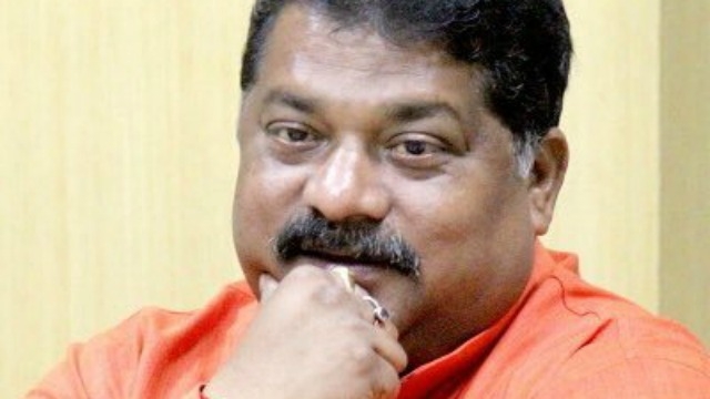 goa poet first awarded  then hounded by police for questioning brahmins