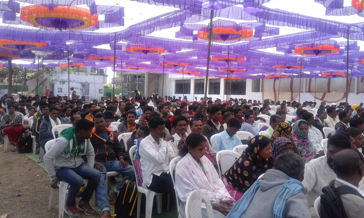 Gathering of gram sabha members from different parts of Maharashtra and some other states of India at the national convention of gram sabhas in Gadchiroli. Credit: Poorvi Kulkarni