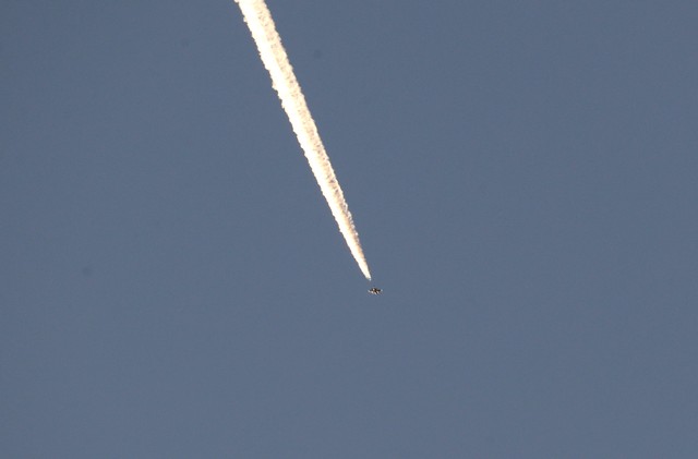 A Turkish fighter jet flies over the town of Hassa on the Turkish-Syrian border in Hatay province, Turkey January 20, 2018. Credit: Reuters/Osman Orsal