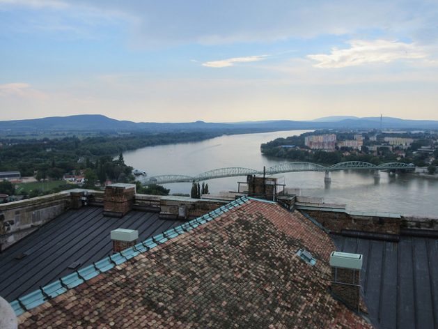 Danube border between Hungary and Slovakia. Credit: Ed Holt/IPS