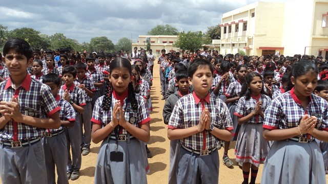 Morning prayer at Kendriya Vidyalaya BEML Nagar. Credit: kvbeml.com