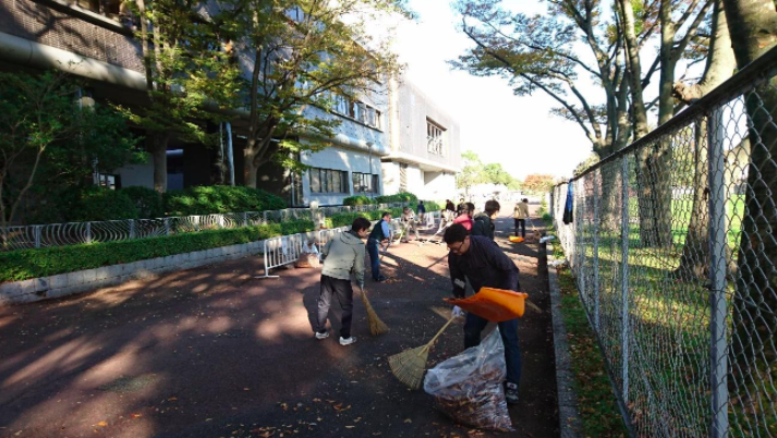 Bi-annual cleaning at the National Museum of Ethnology, Osaka. Credit: Minoru Mio