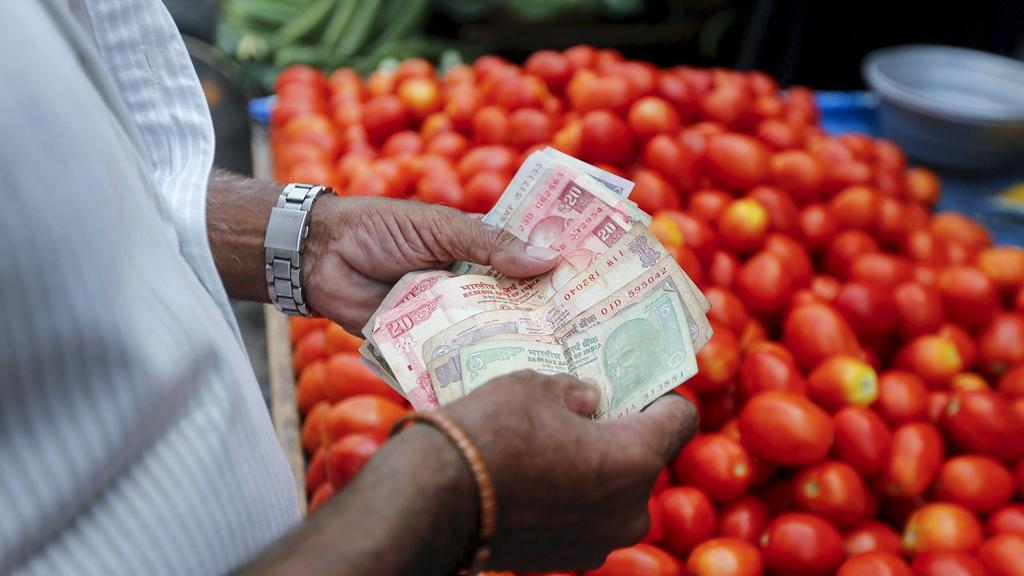 At 7.4%, the Muslim community’s share of bank deposits and loans in India is lower than the national average. Credit: Reuters