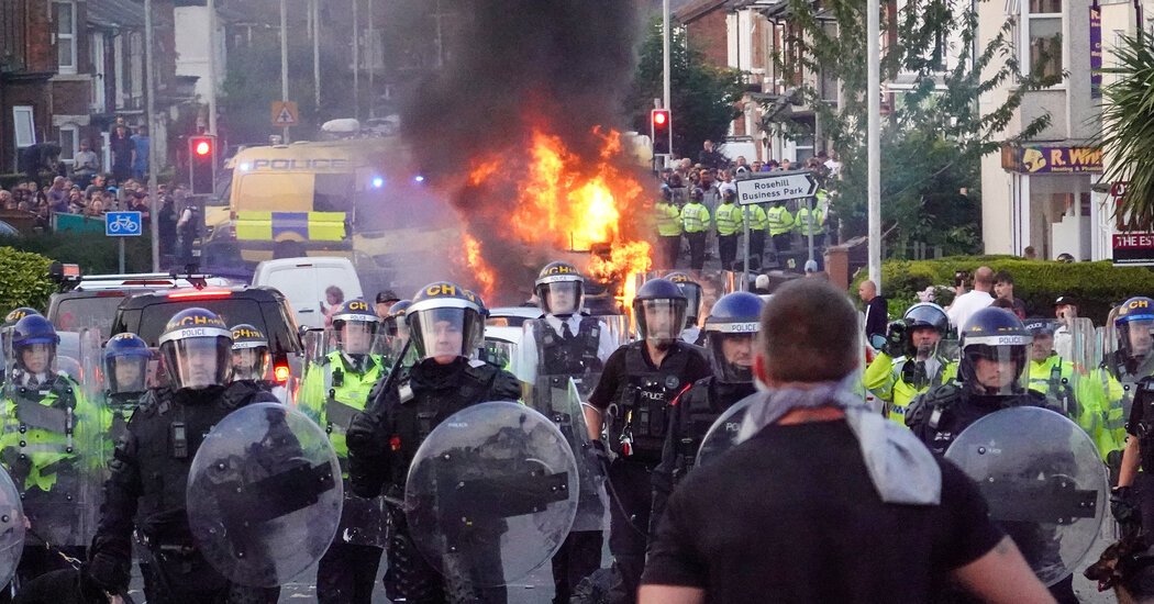 UK Riots: Britain’s Far Right on the Rampage - The Wire