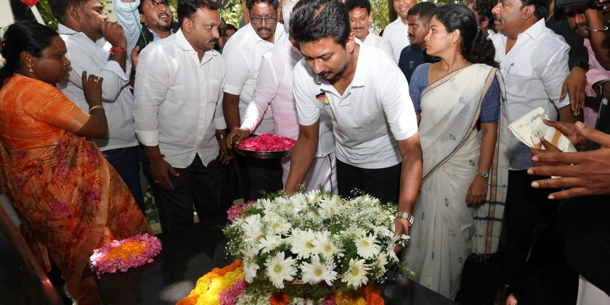 Udhayanidhi Stalin Takes Oath as Tamil Nadu's New Deputy Chief Minister ...