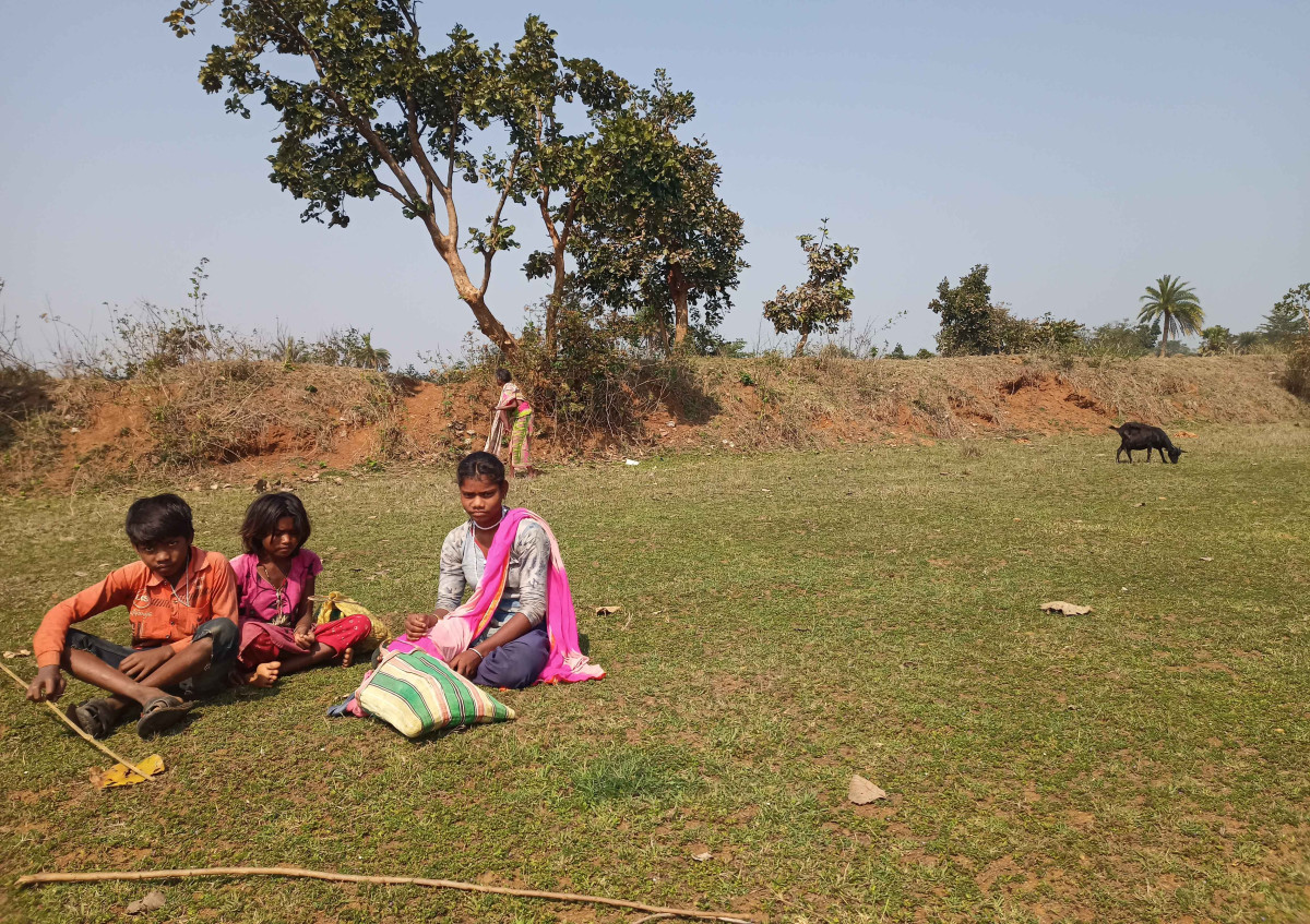 Sukuntala Shabar and her sisters Mamoni and Jadu had to similary leave school in Muradi village under Binpur 2 Block, Jhargram.