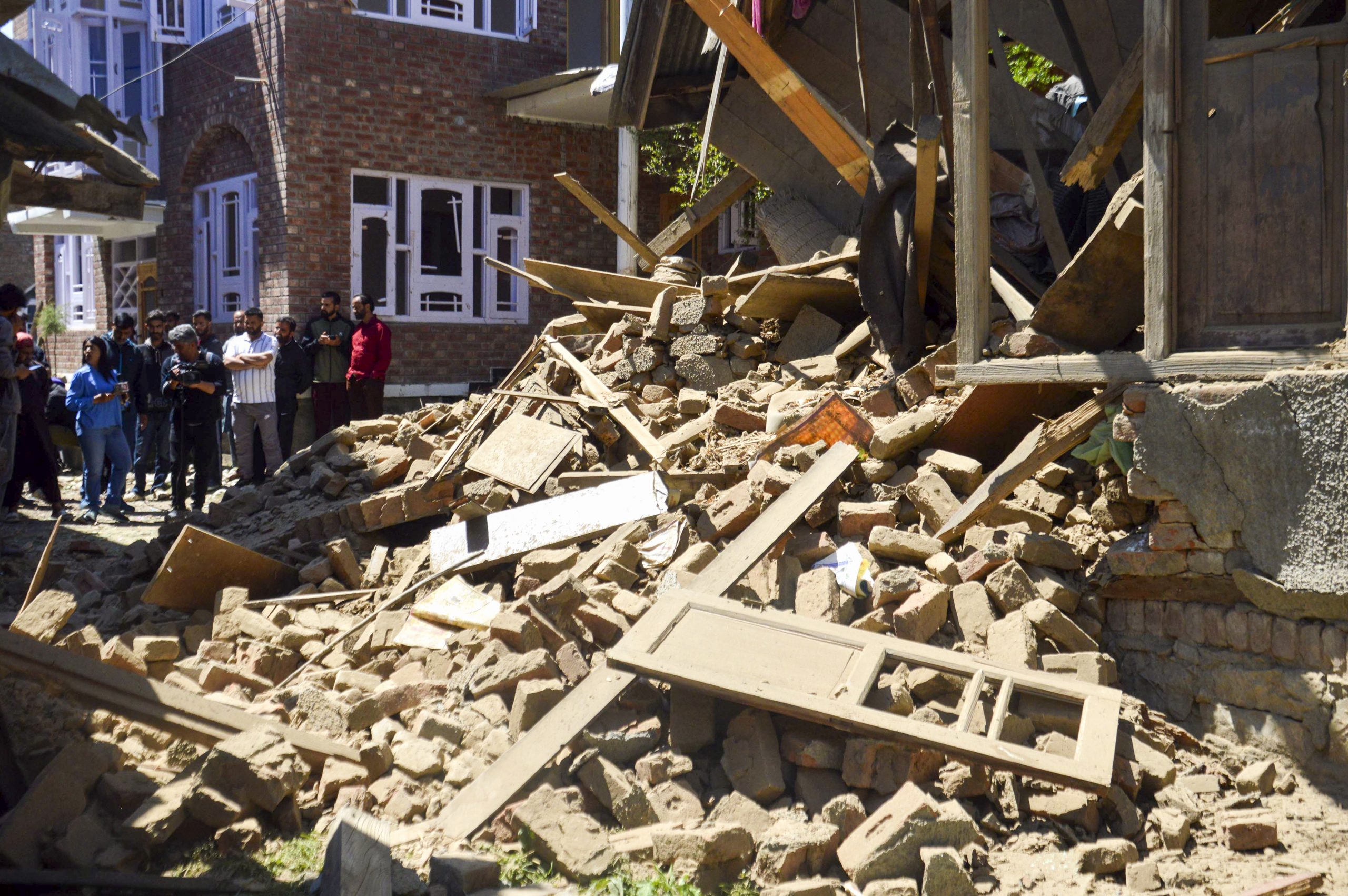 Don't Alienate Innocent Kashmiris': J&K Leaders to Union Govt