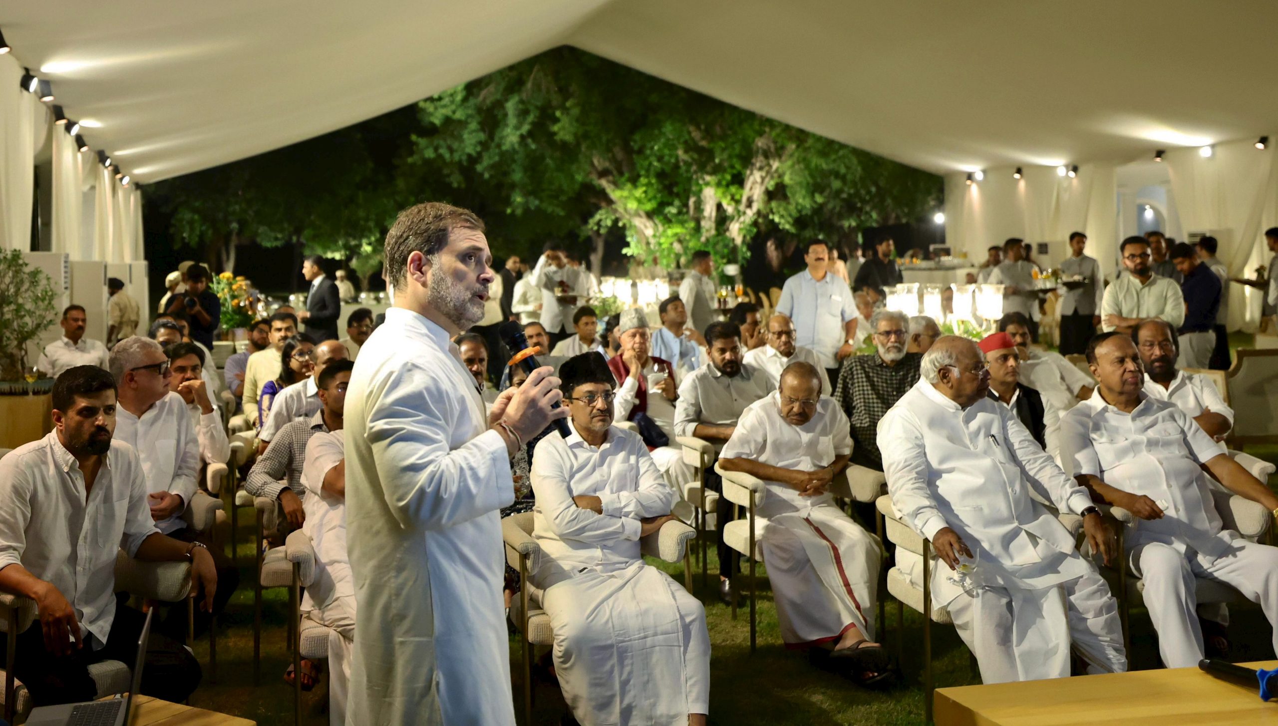 Rahul Gandhi in Delhi with opposition leaders in August 2025.