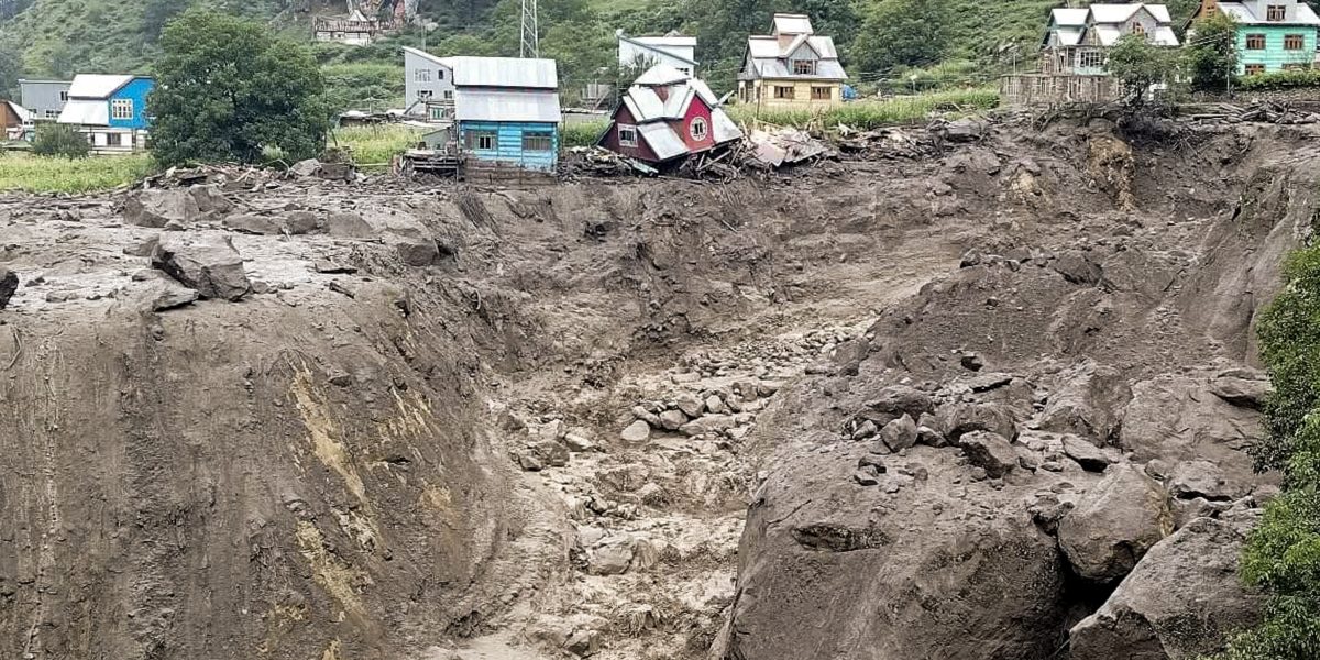 J&K: At Least 38 Feared Dead, Over 100 Missing After Suspected ...