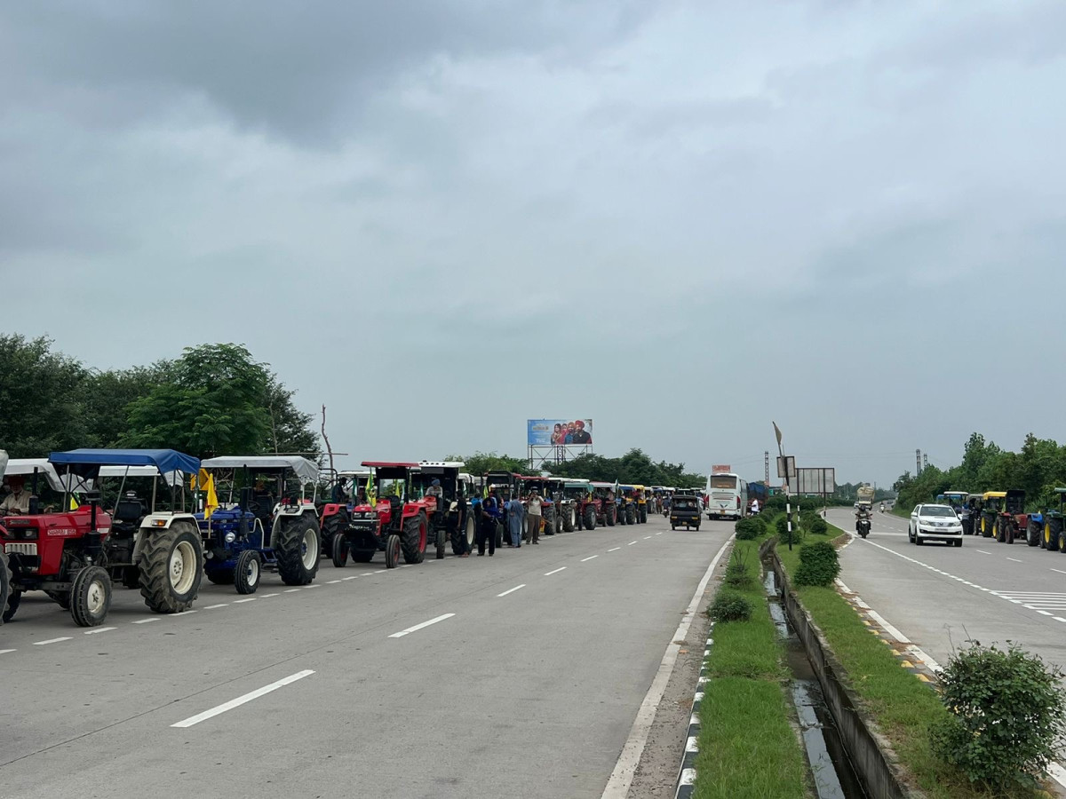 Farmers leading tractor march in various villages of Punjab against land pooling policy of AAP Government