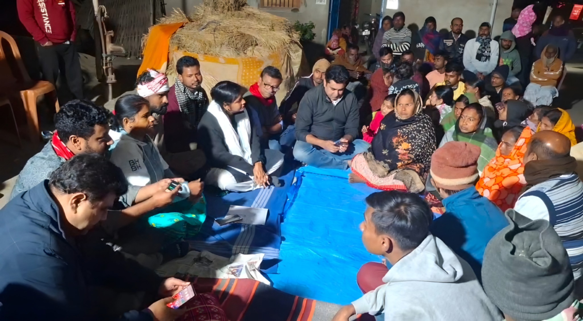 A 'para baithak' or mohalla meeting in Murshidabad. Photo: Joydeep Sarkar