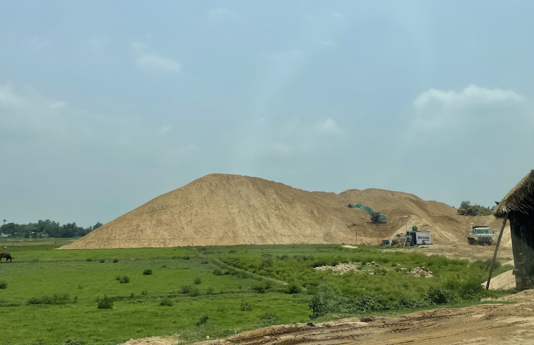 Sand mining Bolpur Birbhum west bengal