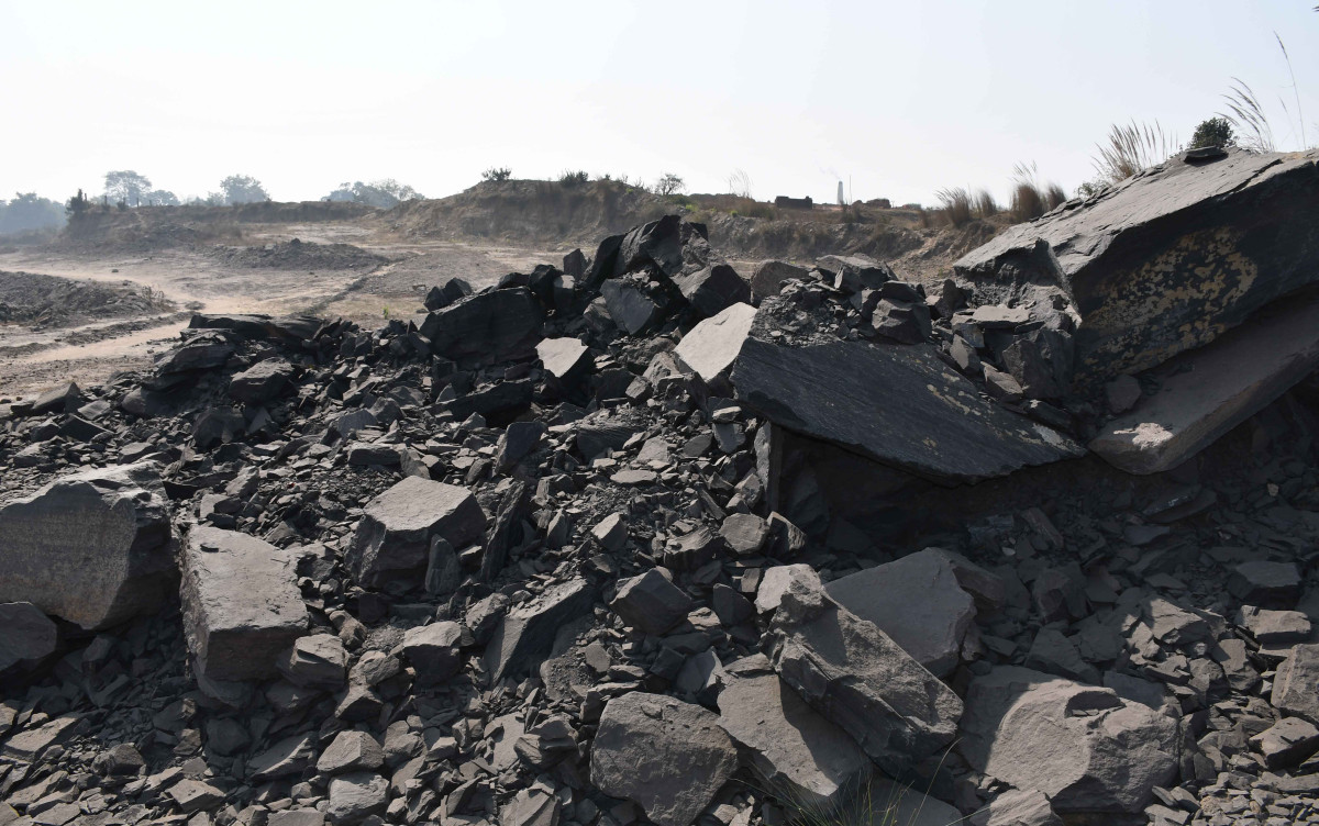 Tunnel of the Barira open-cast colliery, in Asansol district, West Bengal. Photo: Madhu Sudan Chatterjee