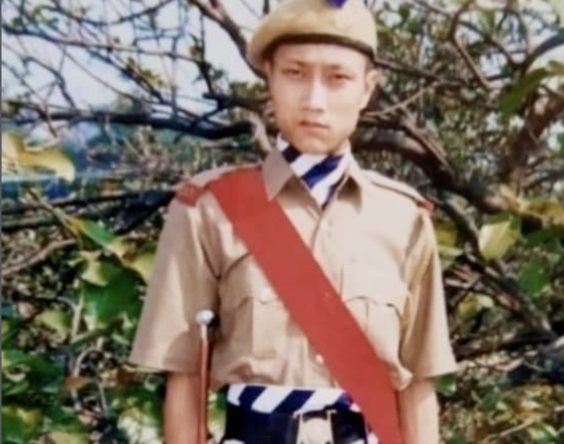 aN IMAGE OF LATE Prashant Tamang IN POLICE UNIFORM